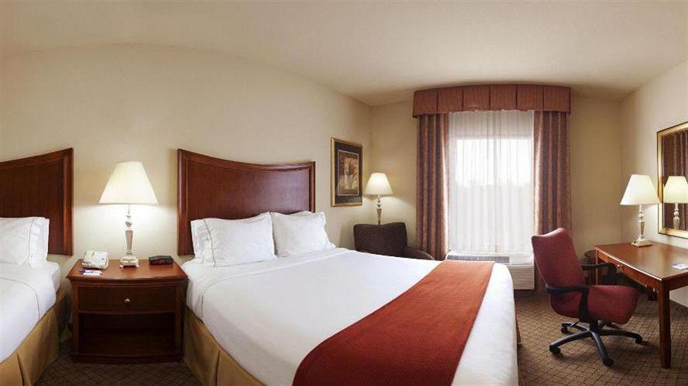 Holiday Inn Express & Suites Morristown By Ihg Exterior photo