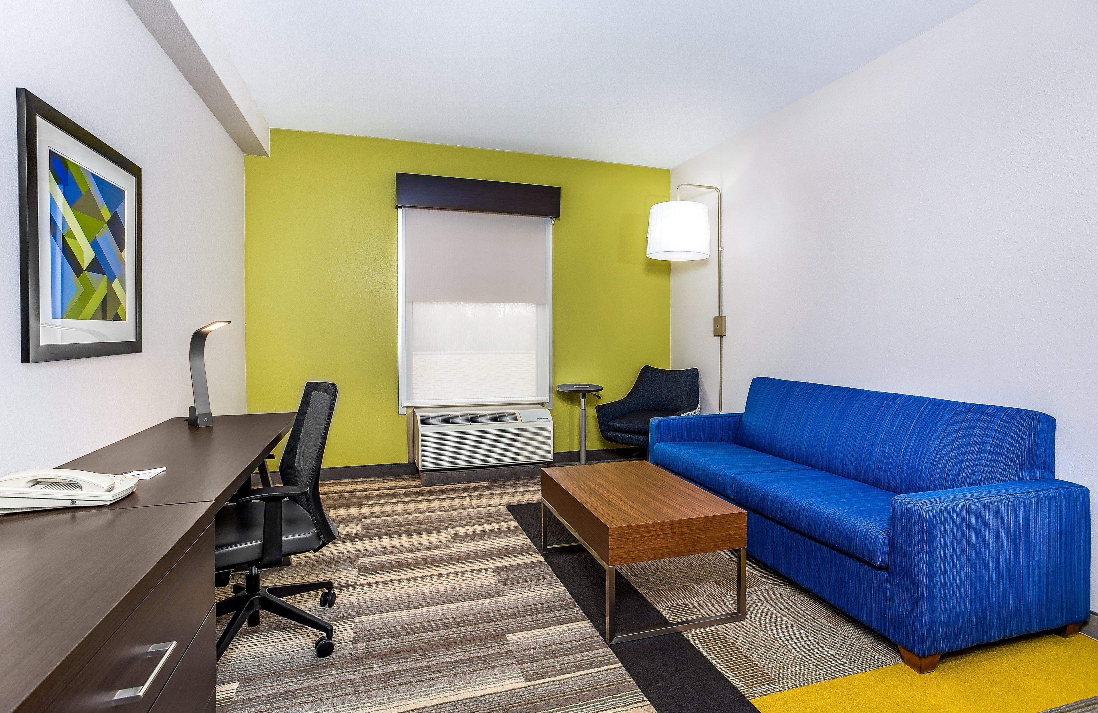 Holiday Inn Express & Suites Morristown By Ihg Exterior photo