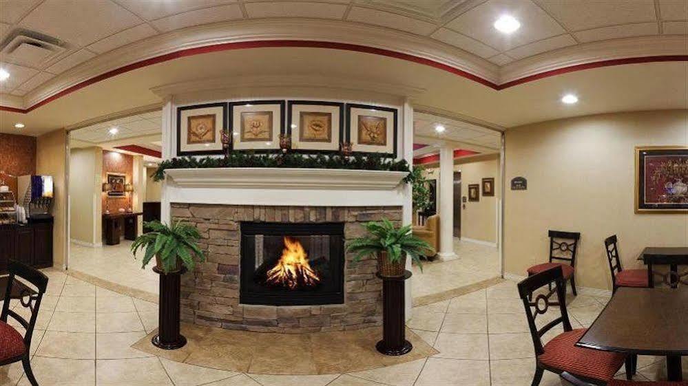 Holiday Inn Express & Suites Morristown By Ihg Exterior photo