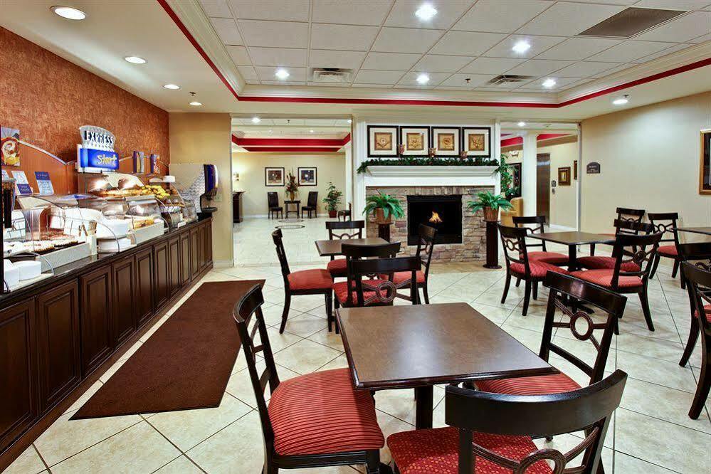 Holiday Inn Express & Suites Morristown By Ihg Exterior photo