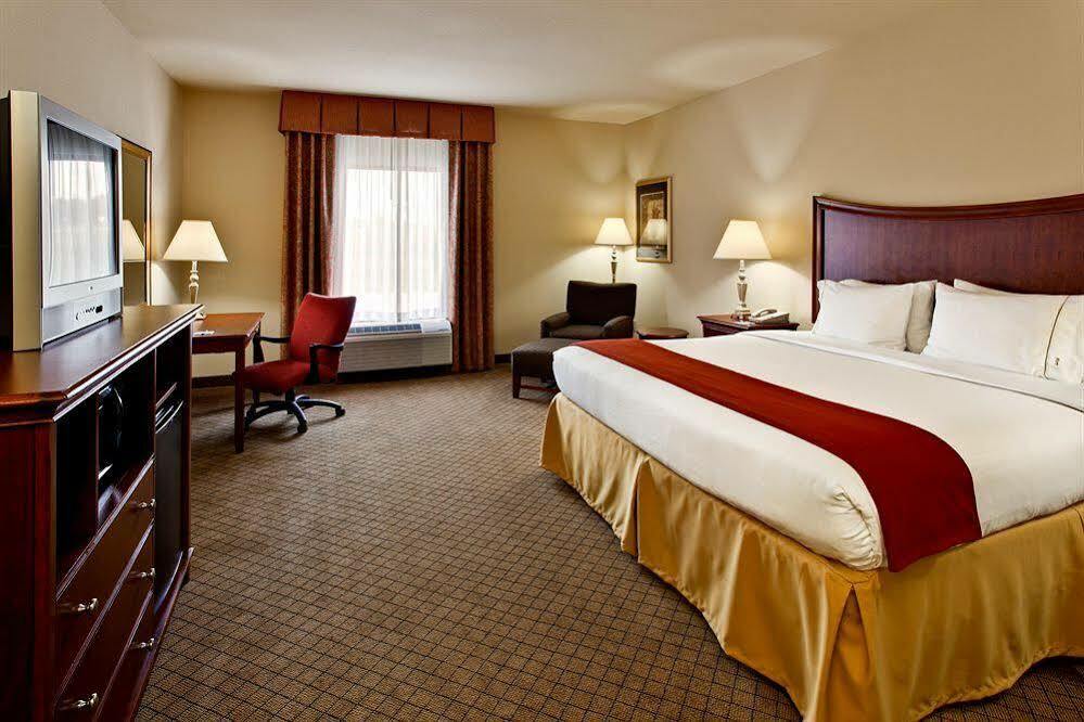 Holiday Inn Express & Suites Morristown By Ihg Exterior photo